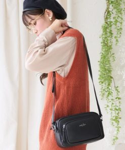 【LIZDAYS】軽量 フロントポケット ショルダーバッグ