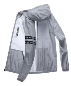 UVカット ロゴ パーカー ラッシュガード ポケットあり 涼しい フード付き メンズ 薄手 ジップアップ 涼感 ラッシュパーカー 日焼け対策 サマーパ