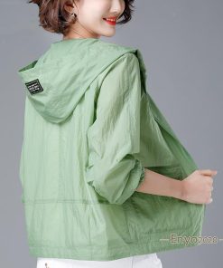 ラッシュガード レディース UVカット パーカー 長袖 フード付き ライトアウター 通気性 無地 紫外線対策 涼感 ゆったり 旅行 自転車 おしゃれ